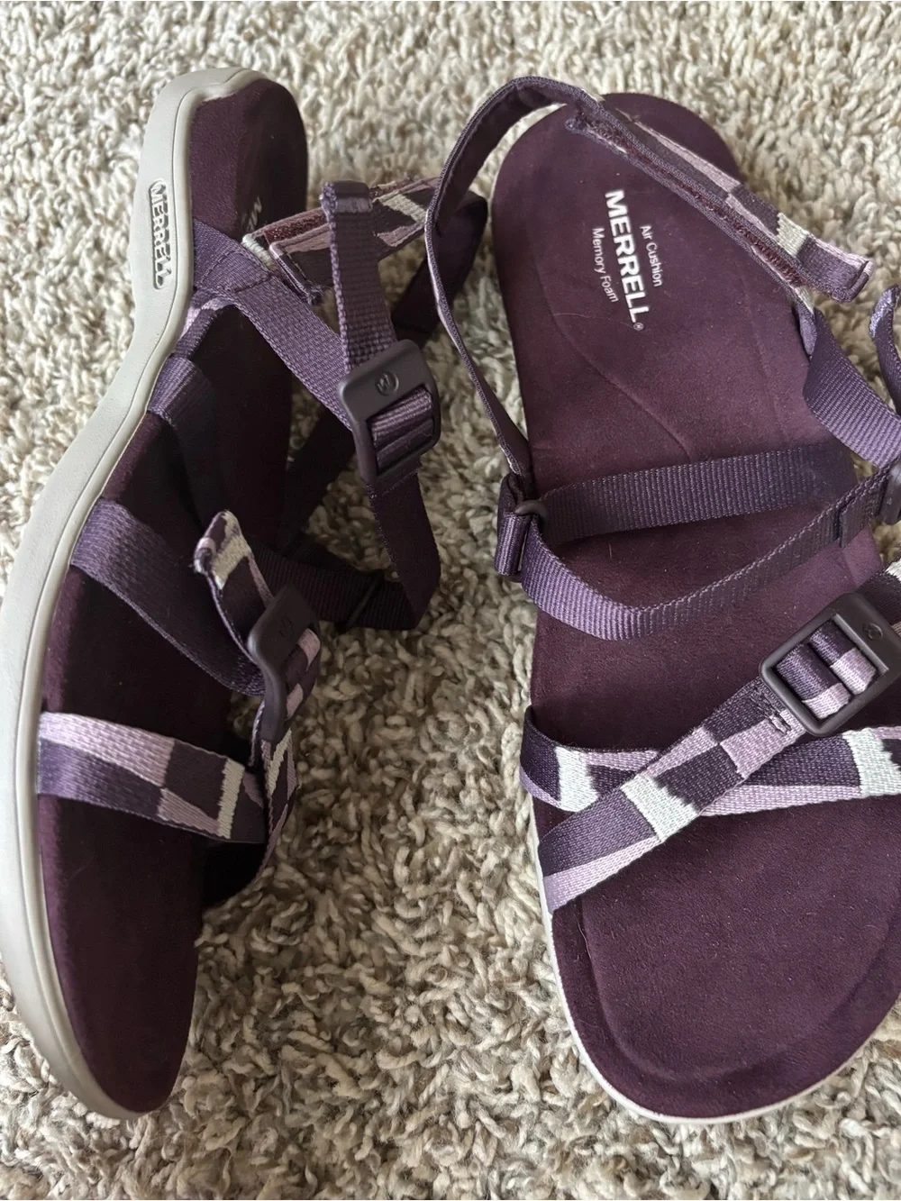 Merrell Women's burgundy district 3 Patterned Strap Outdoor Sandals nwot  sz 10